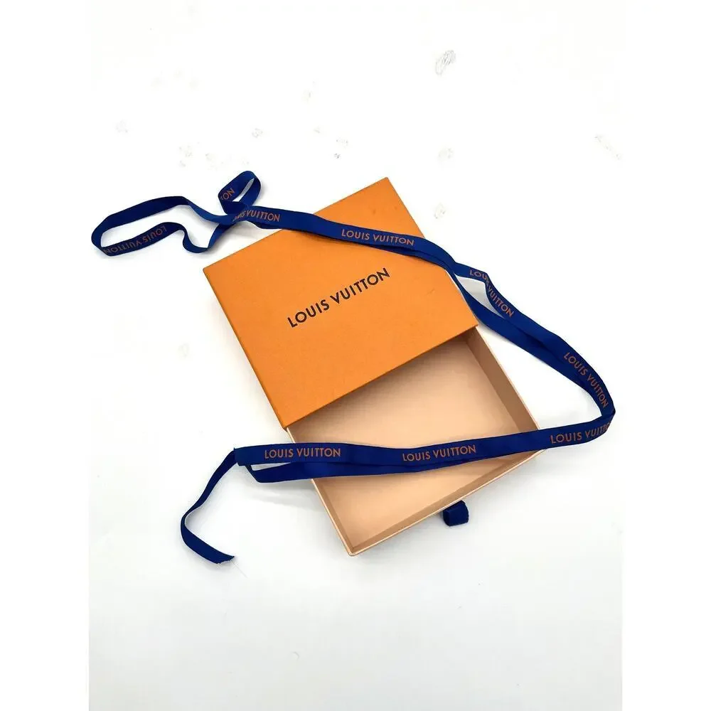 LOUIS VUITTON Gift Box Set and Ribbon